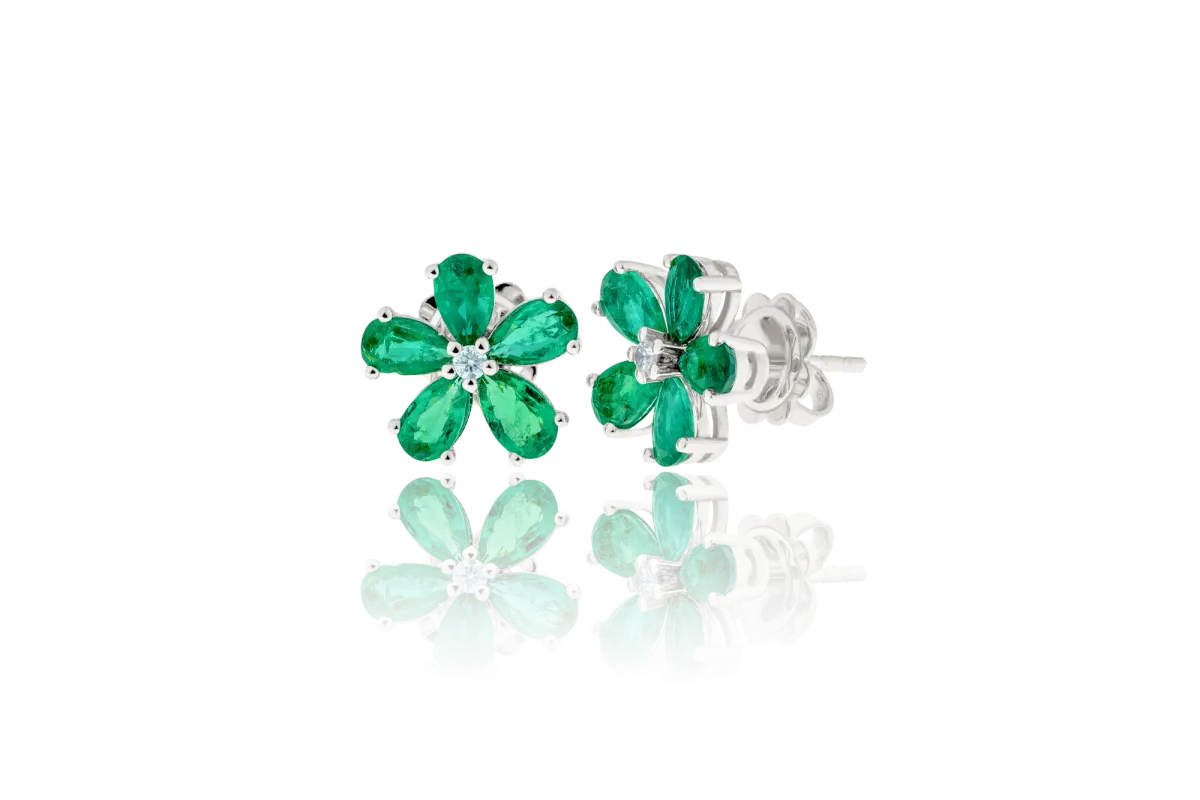 Emerald And Diamond Earrings view 3