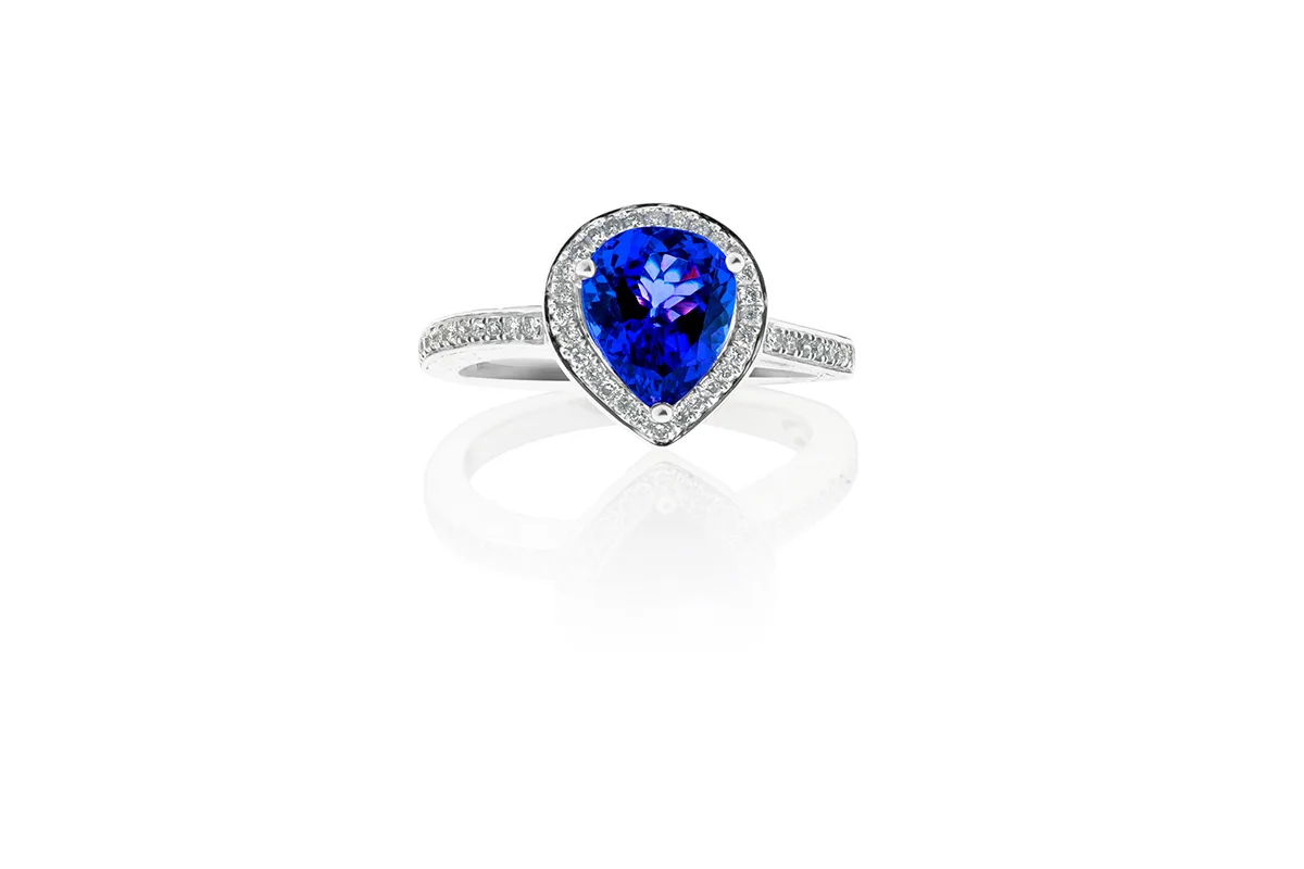 Tanzanite and Diamond Ring